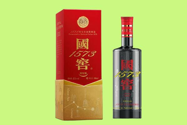 平凉灵台县回收国窖1573.jpg
